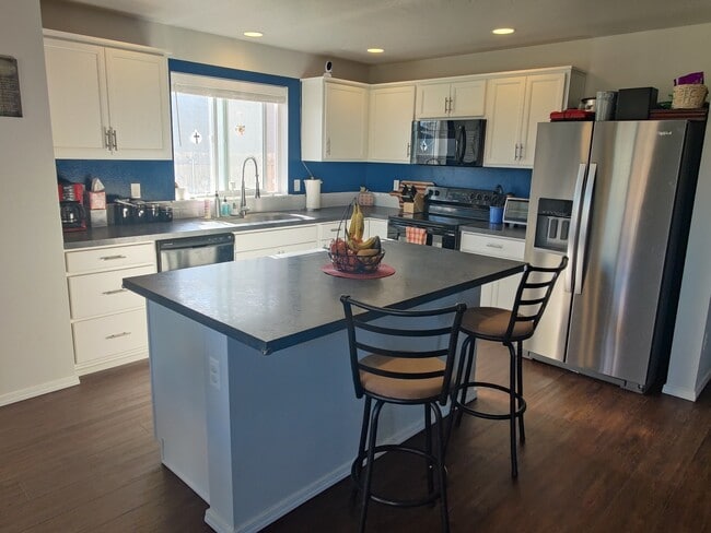 Photo - 1690 SW Gabar Ct