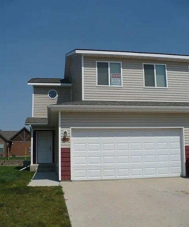 Photo - Beautiful 3 bed 2.5 bath Duplex