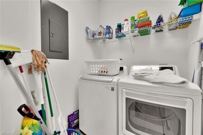 Photo - 27031 Lake Harbor Ct