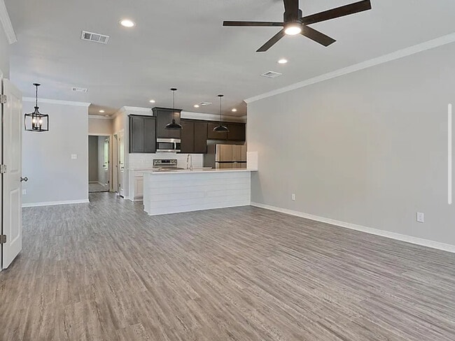 511 Cooner St