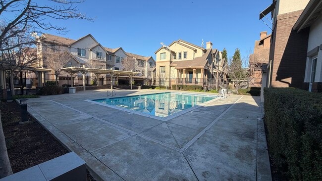 Building Photo - 35129 11th St