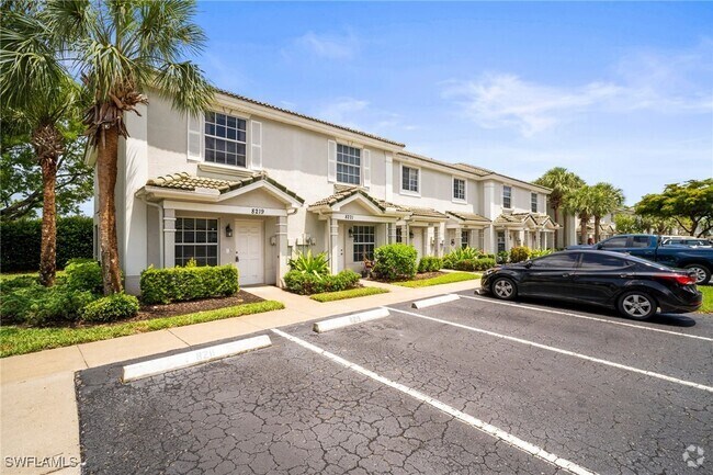 Building Photo - 8219 Pacific Beach Dr Rental