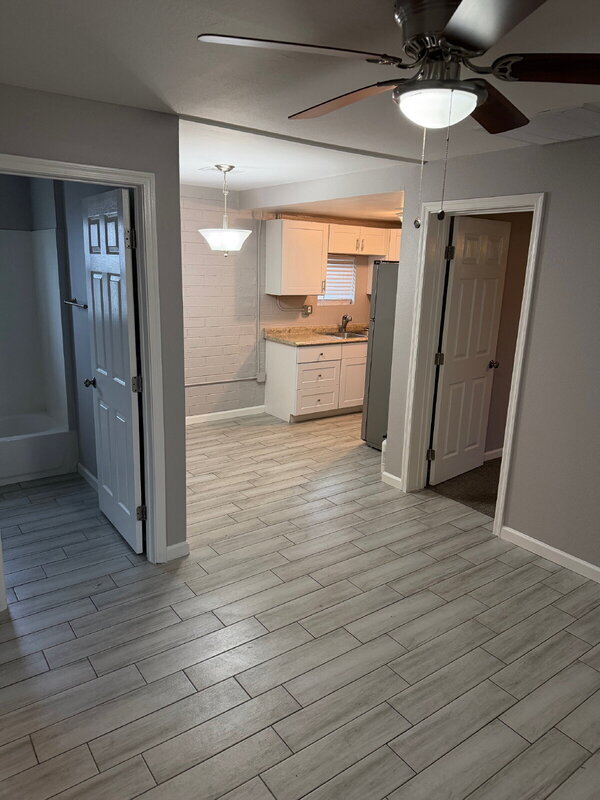 Photo - 561 S Meridian Rd Unit #2