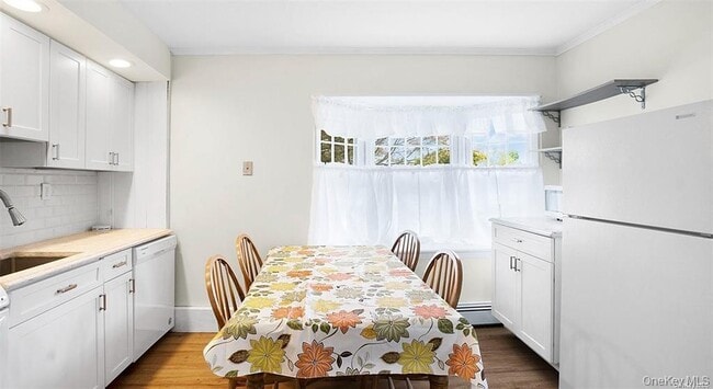 Photo - 26 Carriage Ln