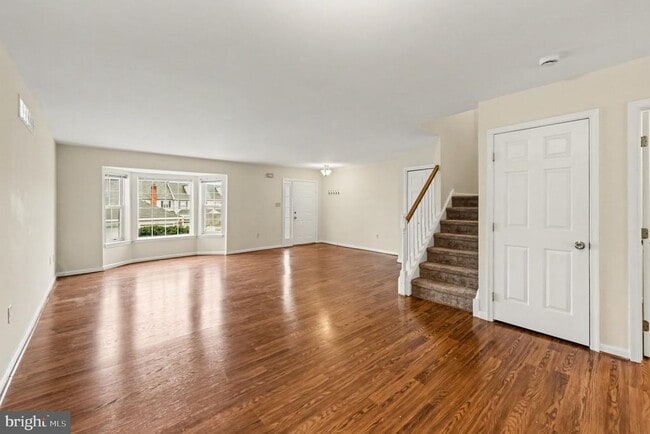 Photo - 1802 Harrison Ct