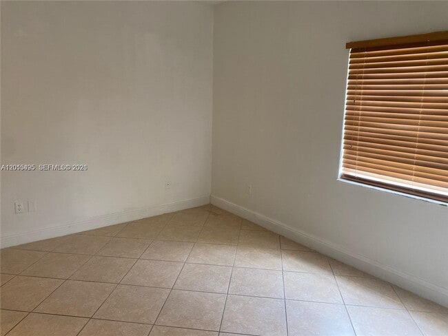 Photo - 18330 NW 68th Ave Unit G