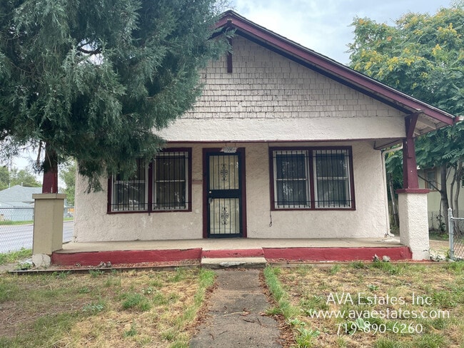 Building Photo - 1302 Jackson St Rental