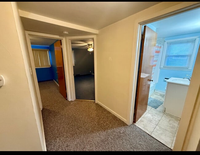 Photo - 91 Bloomfield Ave Unit 2