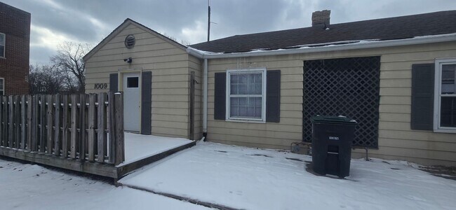 Photo - 1009-1011 Wheeling Ave Apartment Unit 1009 N. Wheeling Ave.