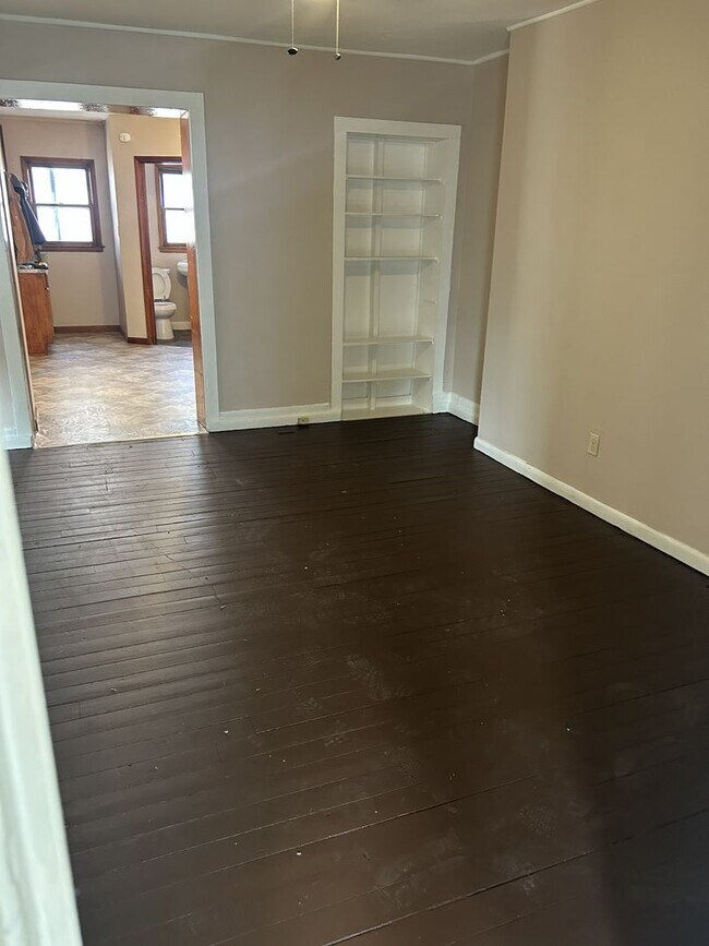 Photo - 1 Bed 1 Bath Unit 27 Olmstead Street  1
