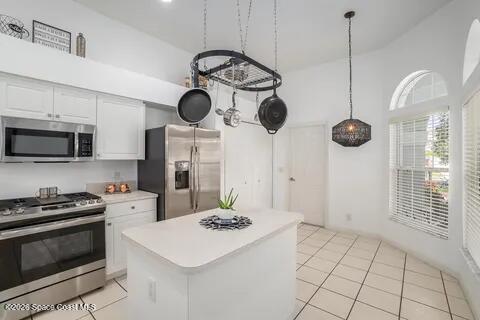 Photo - 2071 12 Oaks Dr SE