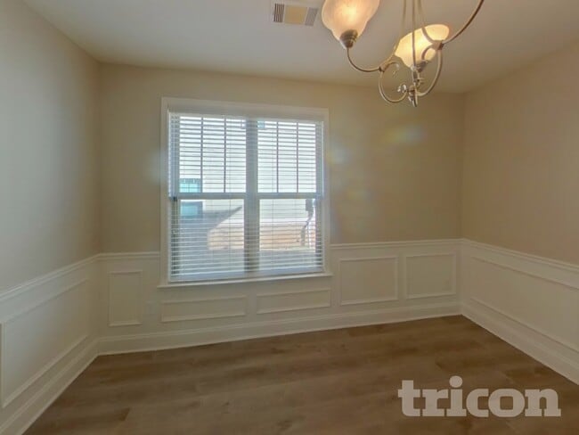 Photo - 500 Kirkland Dr