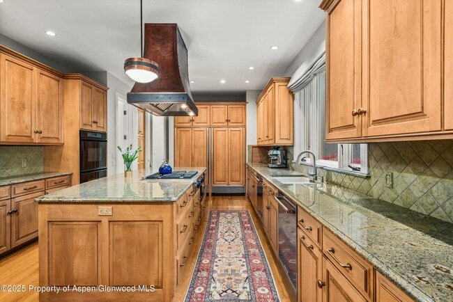 Photo - 431 W Hopkins Ave