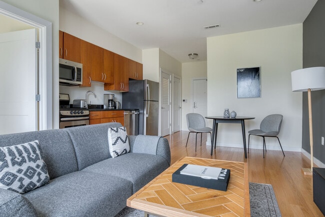 Photo - 9 Miner St Unidad FL1-ID927