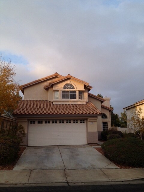 Photo - WONDERFUL 2 STORY HOME IN THE HEART OF GREEN VALLEY 3 BED 2.5 BATH BEAUTIFULLY LANDSCAPED!