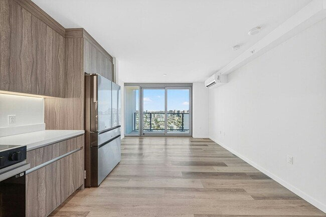 Photo - 1500 Rycroft St Unit 3305
