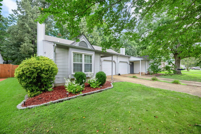 Photo - 215 Seasons Trail Townhome