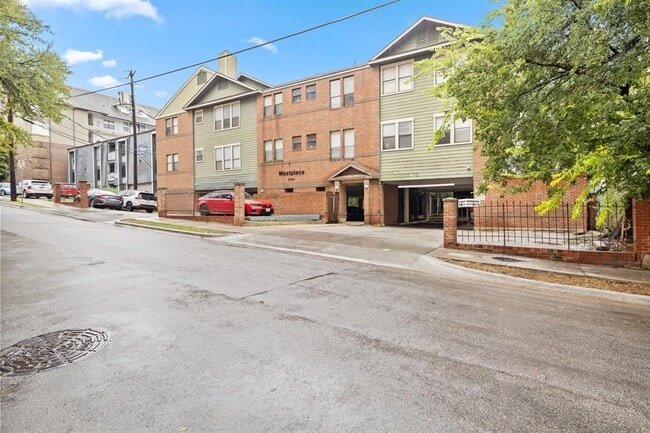 Photo - 2706 Salado St Unit 210