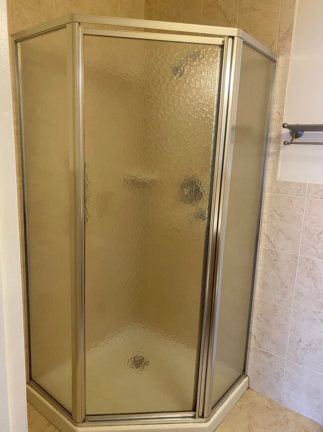 Baño principal - 57 Birchwood Rd Unidad Fairview