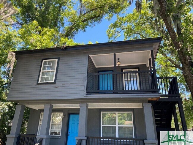 Building Photo - 1000 W 53rd St Rental