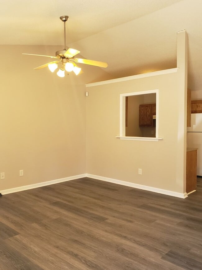 Photo - Come home to Serenity - 3 bedroom 2 bathro...