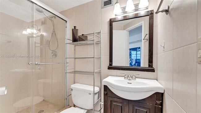 Photo - 905 Brickell Bay Dr Unit #1130 updated