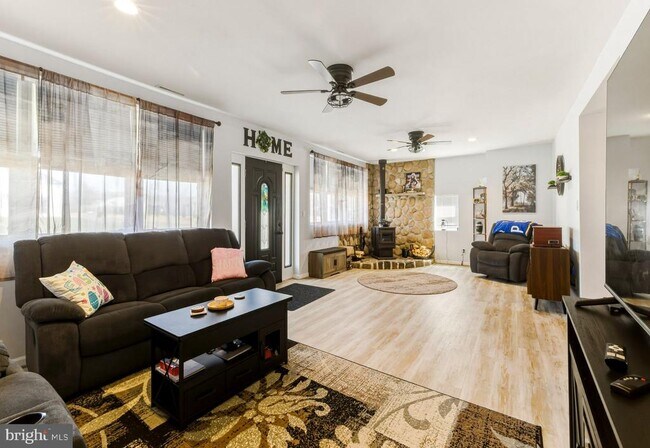 Photo - 1013 Delsea Dr