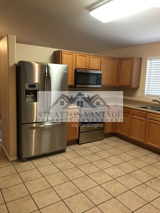 Photo - 8201 W Pima St