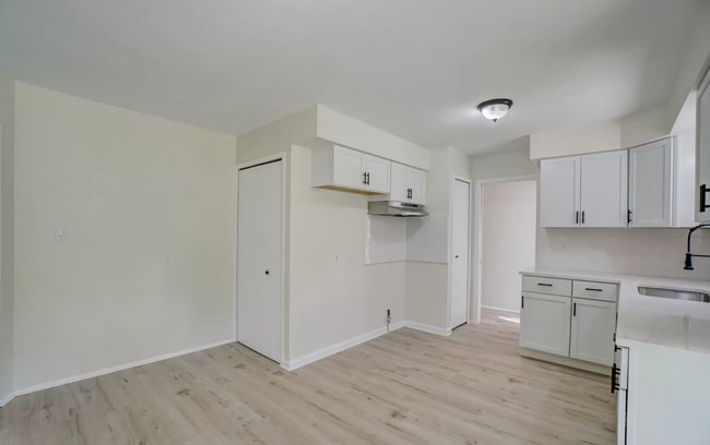 Photo - 20957 La Salle Blvd