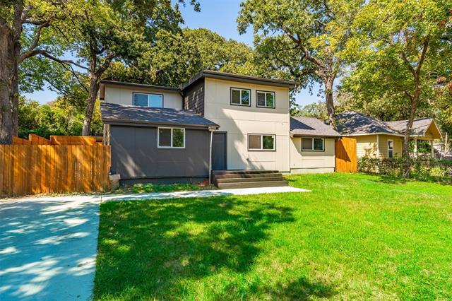 Photo - 901 Isbell Rd