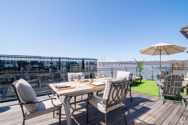 Building Photo - 18 Rivers Edge Dr Unit 506 Rental