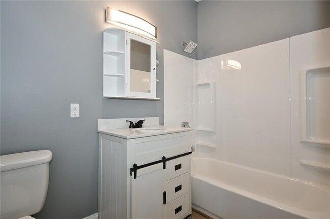 Photo - 401 9th St