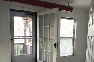 Photo - 1806 Termon Ave Unidad 2