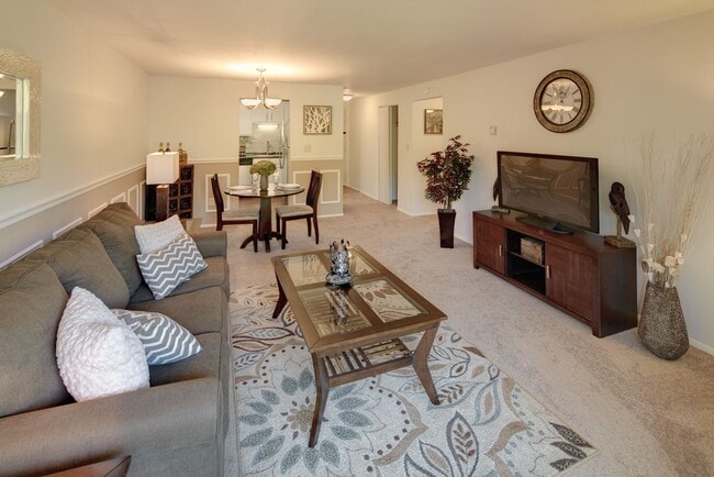 Charter Oaks Apartments