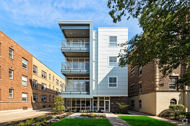 Building Photo - 2211 Maple Ave Unit 203 Rental