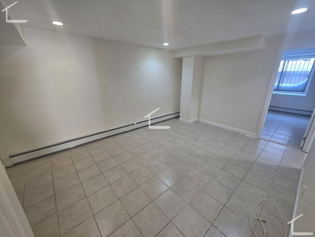 Photo - 198 Allston St