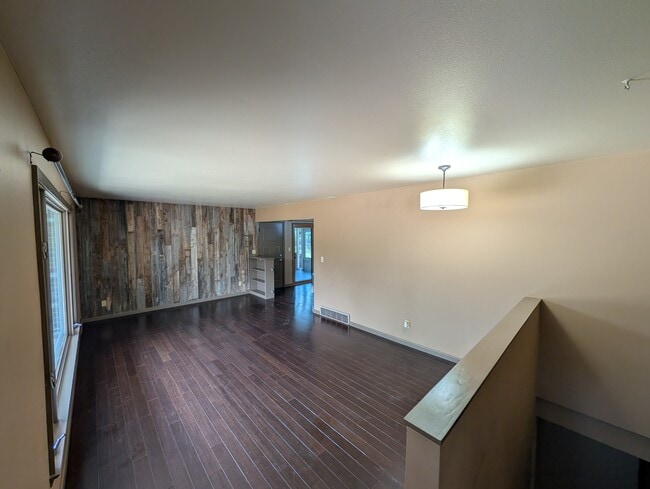 Photo - 4005 S Glenview Rd