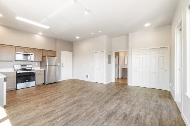 Photo - 1925 S I St Unidad A402