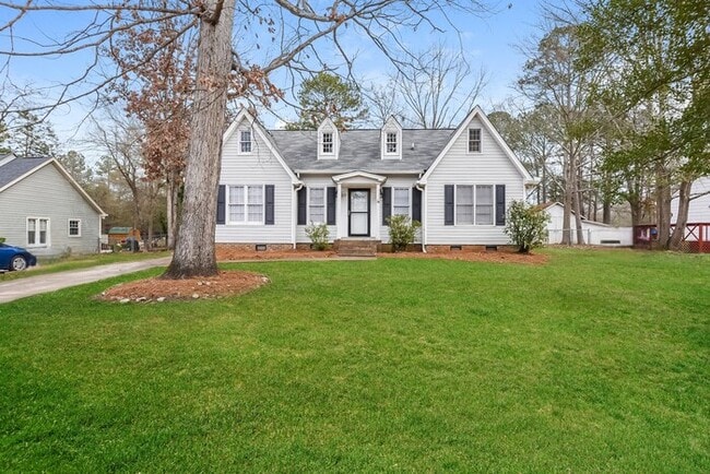 Building Photo - 211 River Song Rd