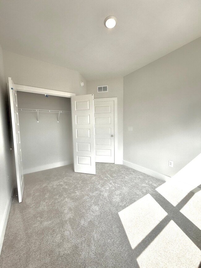10101 Brook Rd