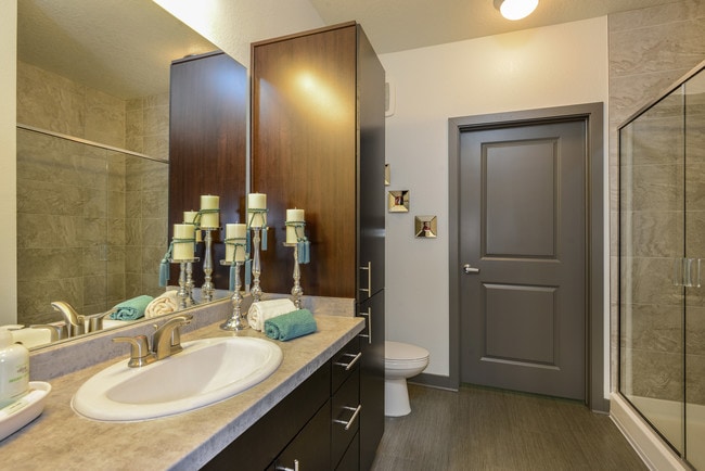 Art Deco Bathroom