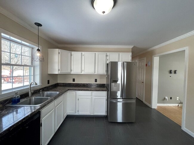 Photo - 3-4 Bedroom home in White River Junction