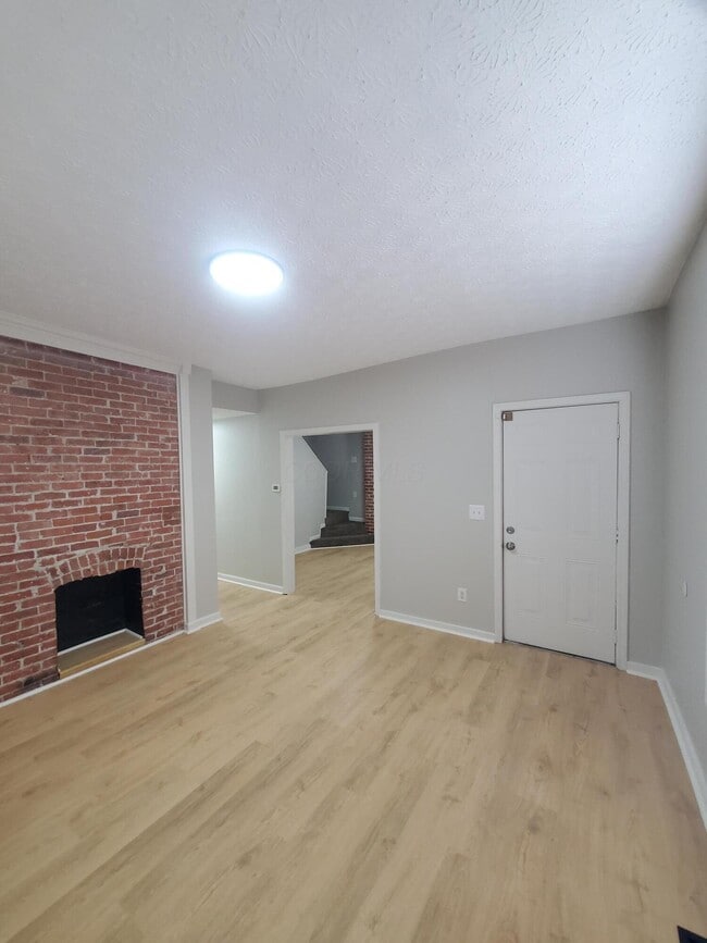 Photo - 33 S Cypress Ave