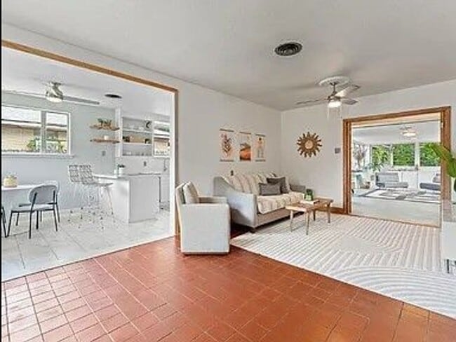 Photo - ZeeZee Gardens Cottage