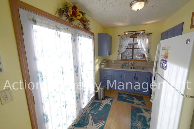Photo - Furnished cabin on 3 acres, in Sequim Unidad Cabin