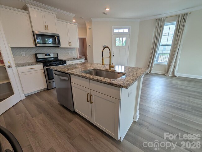 Photo - 634 Cypress Glen Ln