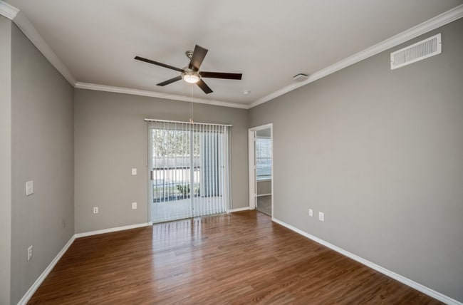 Photo - Modern Living Made Simple Unit RRBD1