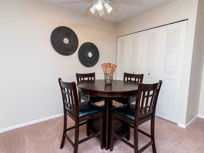 Dining Area - Hamilton Trace