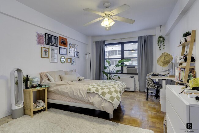Photo - 140 E 56th St Unit 6-C