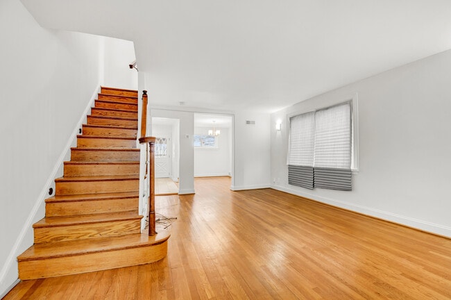 Photo - 4232 14th St NE